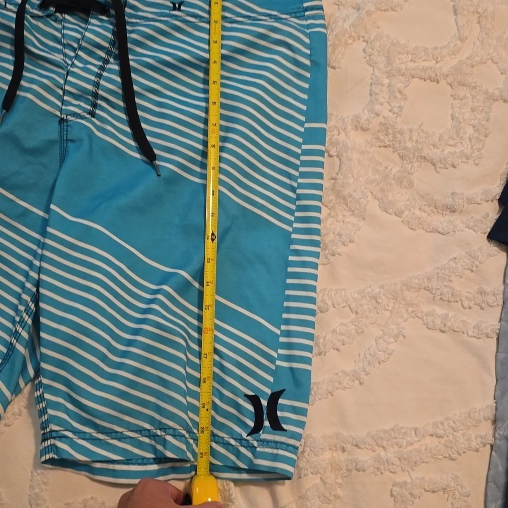 Mens Hurley Blue and White Board Shorts Quick-Drying Swimwear 36in Waist